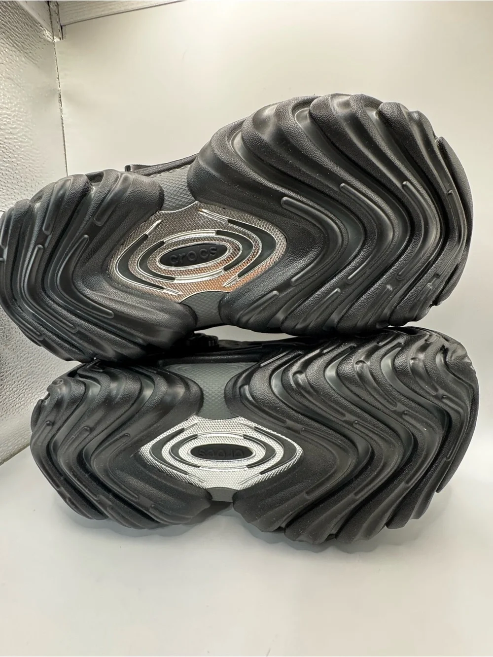 CROCS sculpted black
